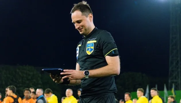 Українська бригада арбітрів отримає престижне призначення на вирішальний матч Ліги Європи УЄФА в Бухаресті